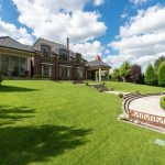 Exploring the Growth of Suburban Office Real Estate